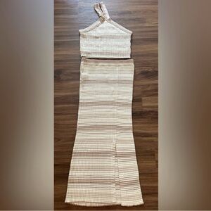 Jessica Simpson Cream and Tan Knit Set